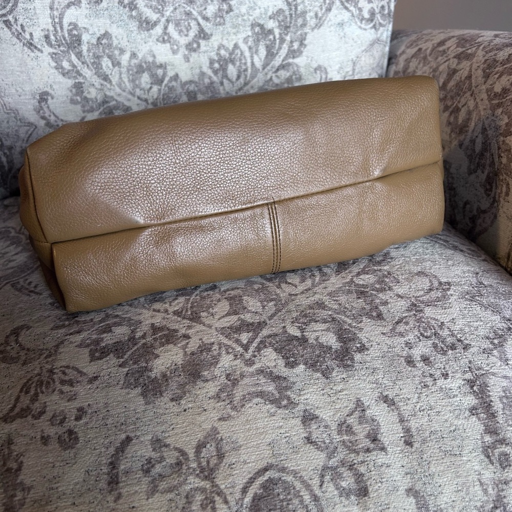 Vince Camuto Brown Leather Shoulder Bag Excellent Condition - Picture 3 of 9
